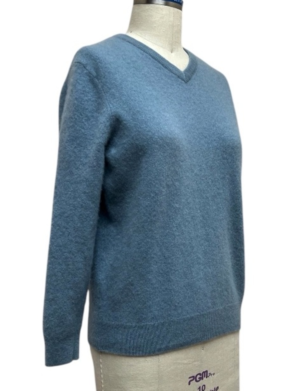 Nordstrom 100% Cashmere V-Neck Sweater Blue Size L - Picture 3 of 7